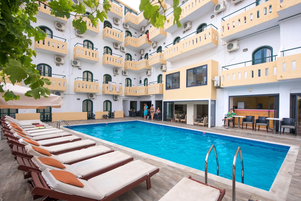 Pela Maria - Adults Only in HERSONISSOS
