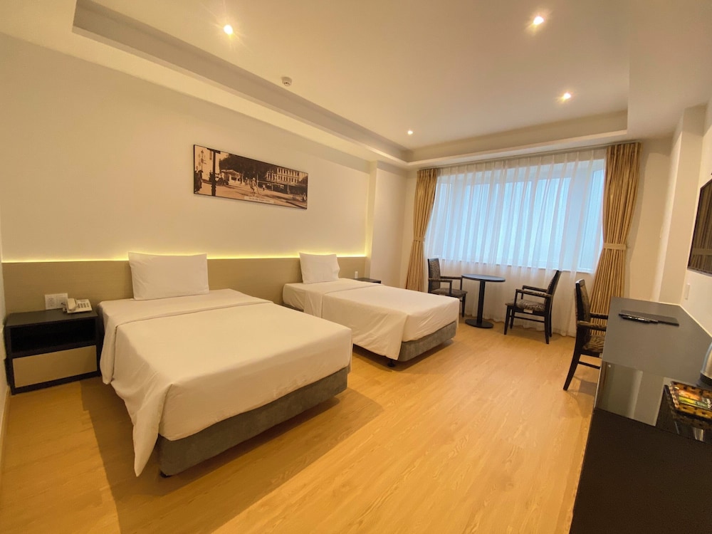 Dong Kinh Hotel 25/49