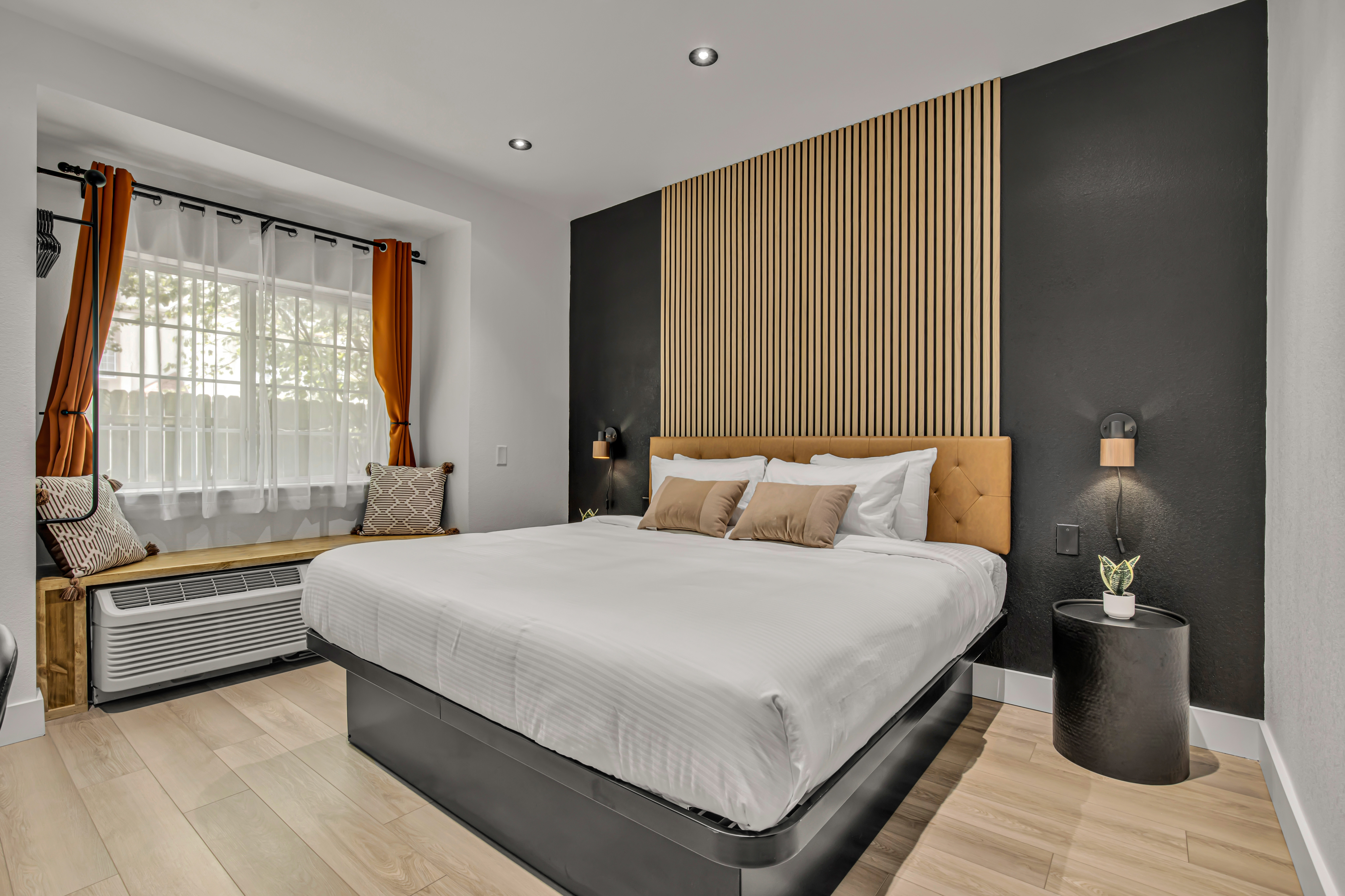 غرفة بسرير كينج، The Block Hotel 3/6
