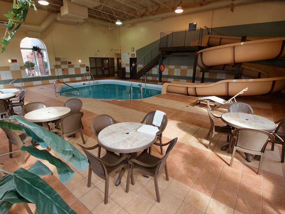 swimming pool spa