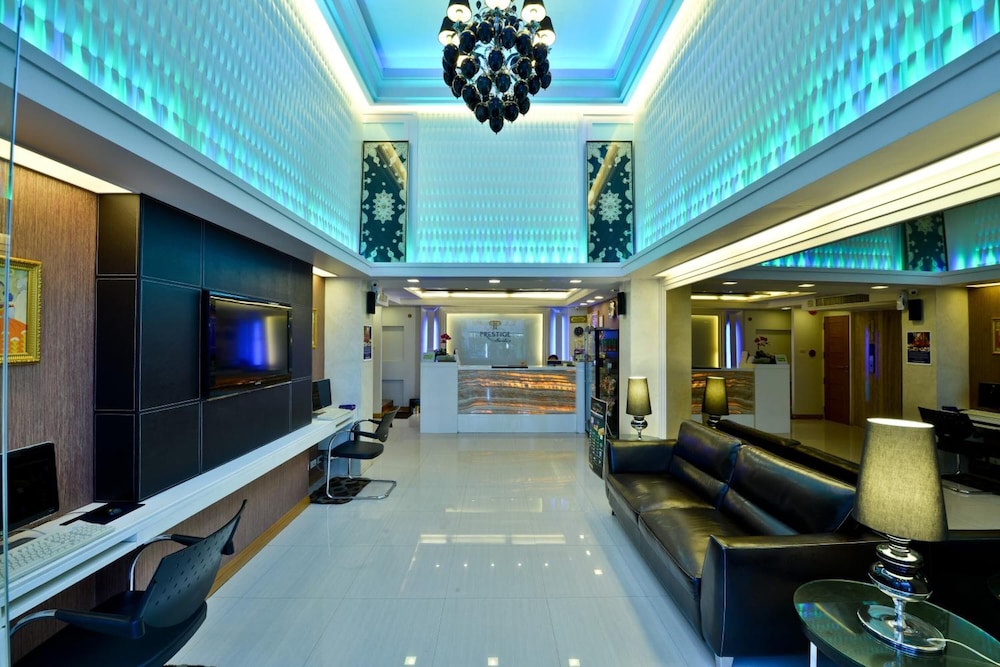 Prestige Suites 35/42