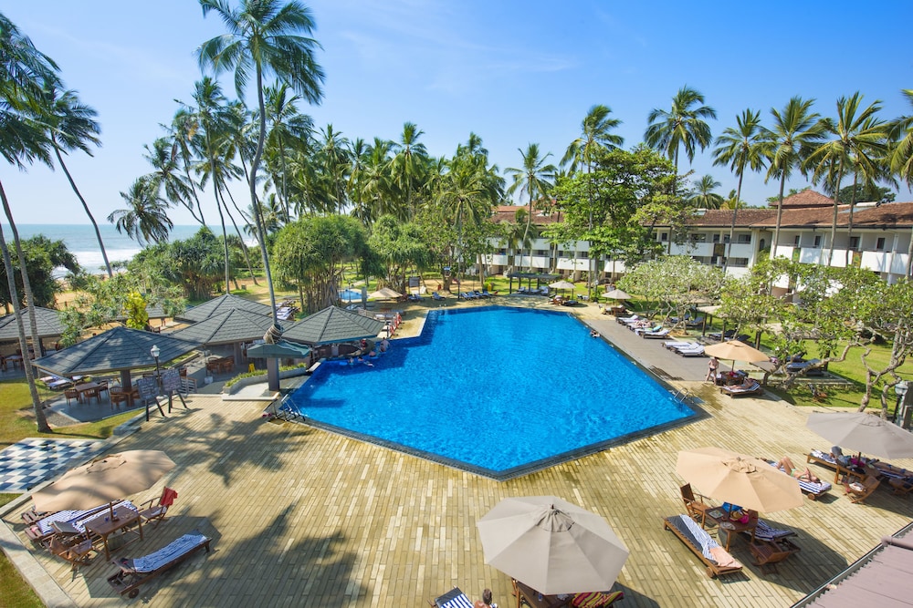 Tangerine Beach Hotel in WADDUWA