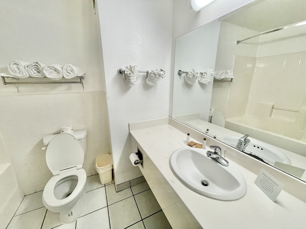 FairBridge Inn & Suites Cleburne 30/62