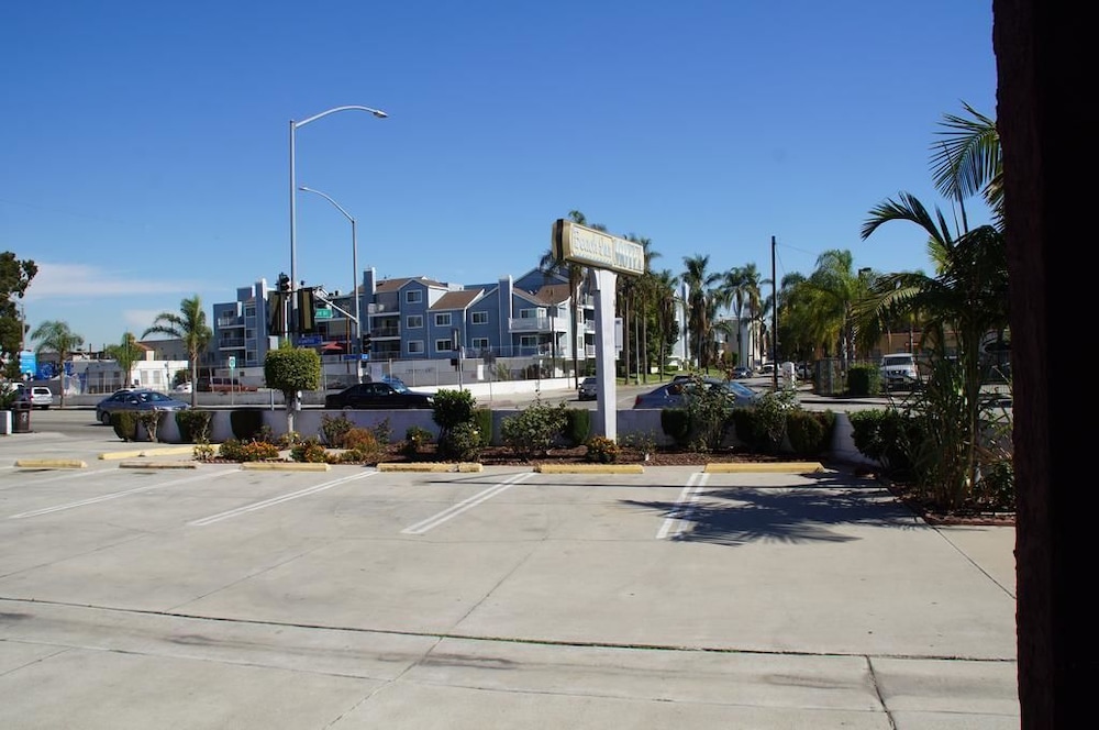 Beach Inn Motel 12/17