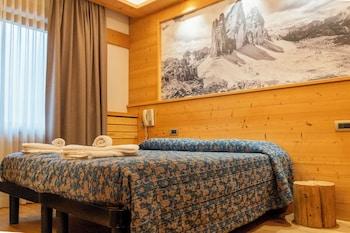 Alpine, with View, Balcony