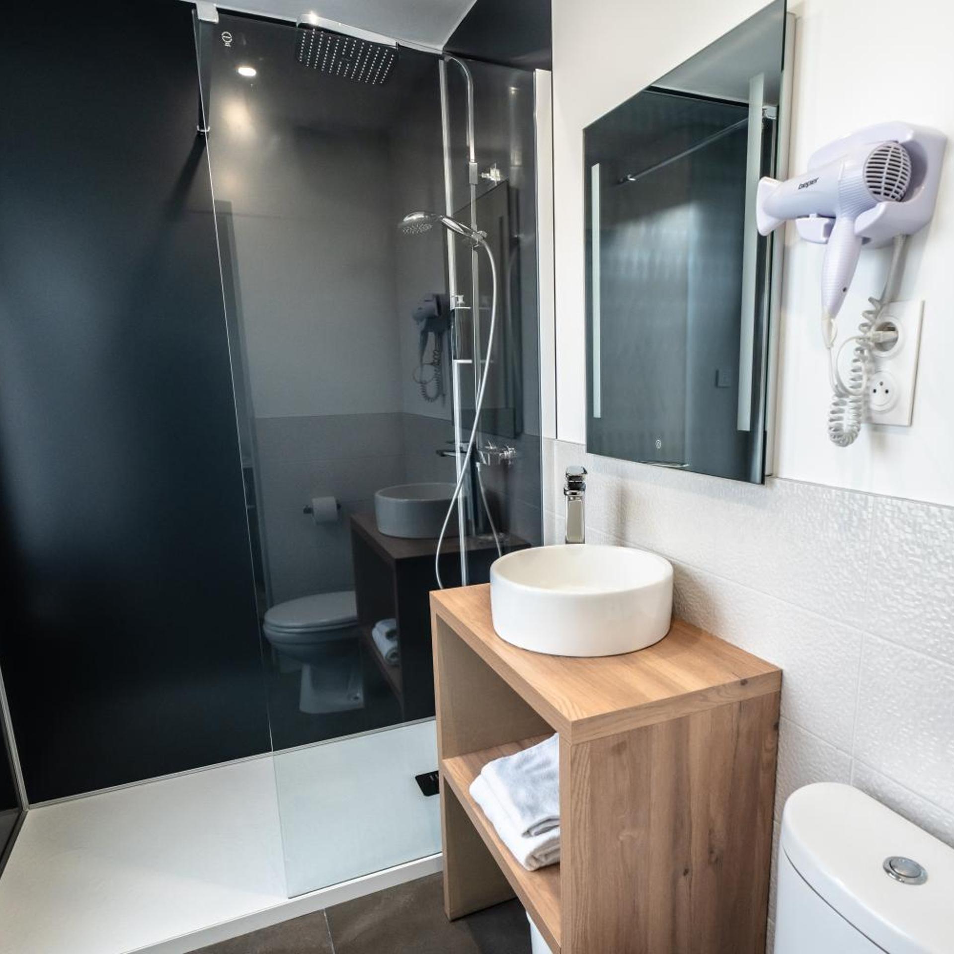 Room, Double Bed, Hotel Brueghel 6/9