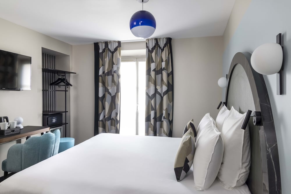 Hotel Regina Opera Grands Boulevards 32/53