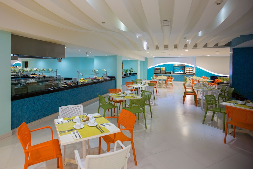 Hotel Azul Ixtapa Grand Resort Spa and Convention Center 36/51