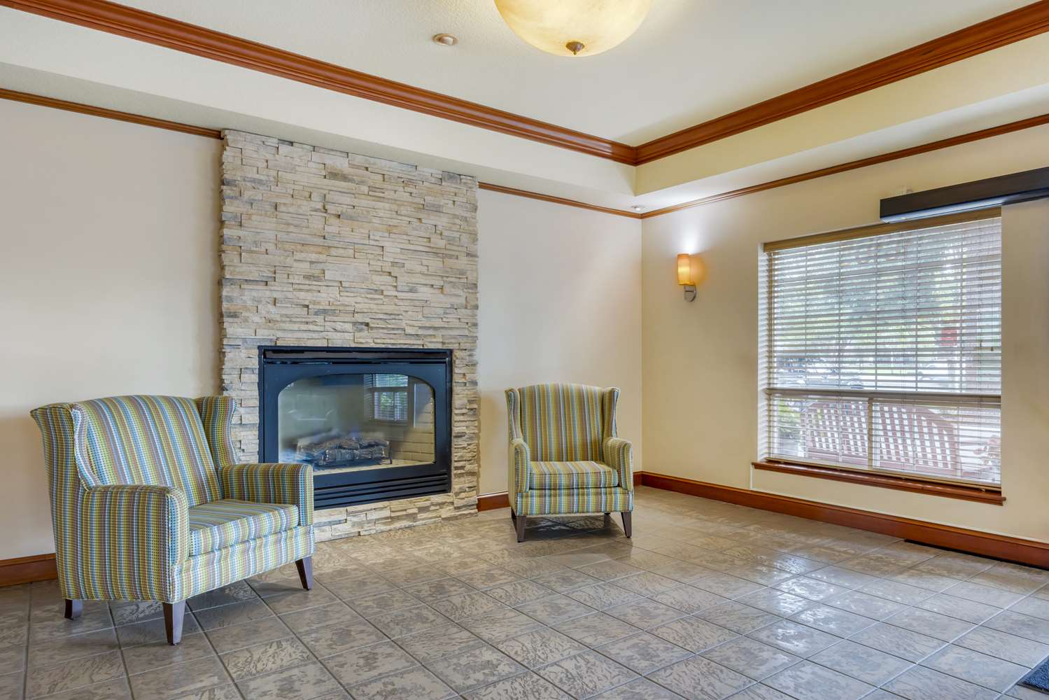 Best Western Plus Northwind Inn Suites 15/19