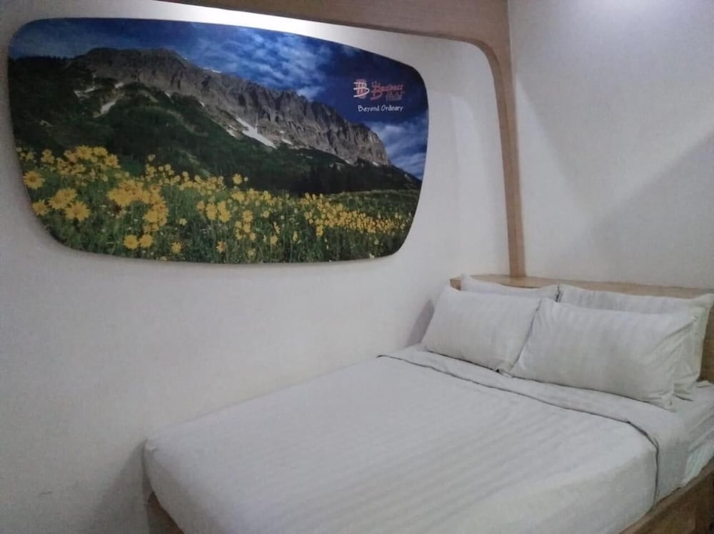 Business Hotel Tomang Jakarta 31/64