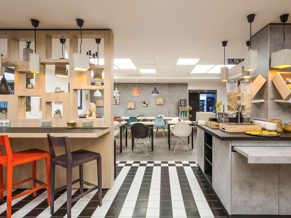 Ibis Bordeaux Centre Gare Saint Jean 55/66