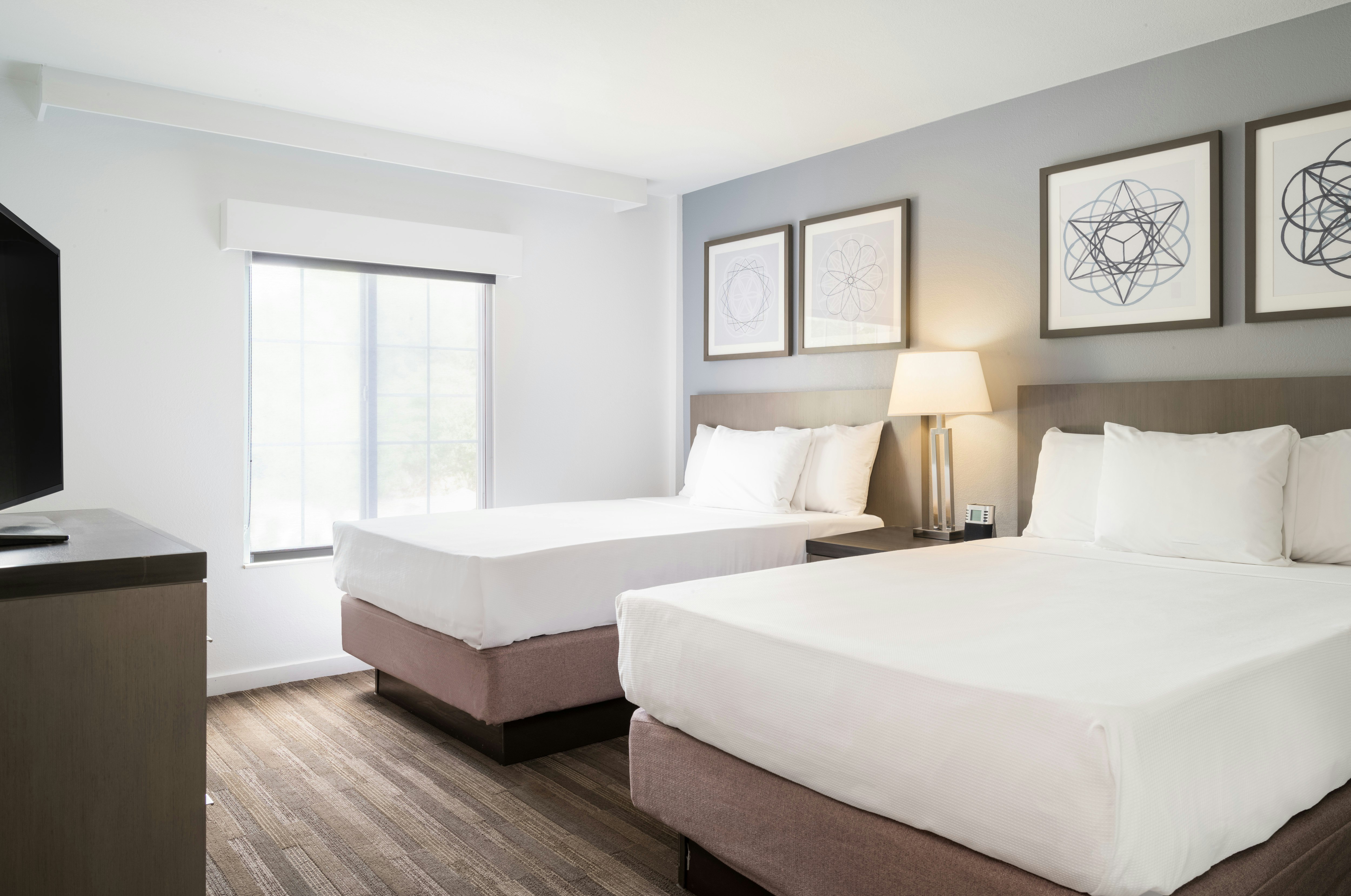 HYATT house White Plains 14/74