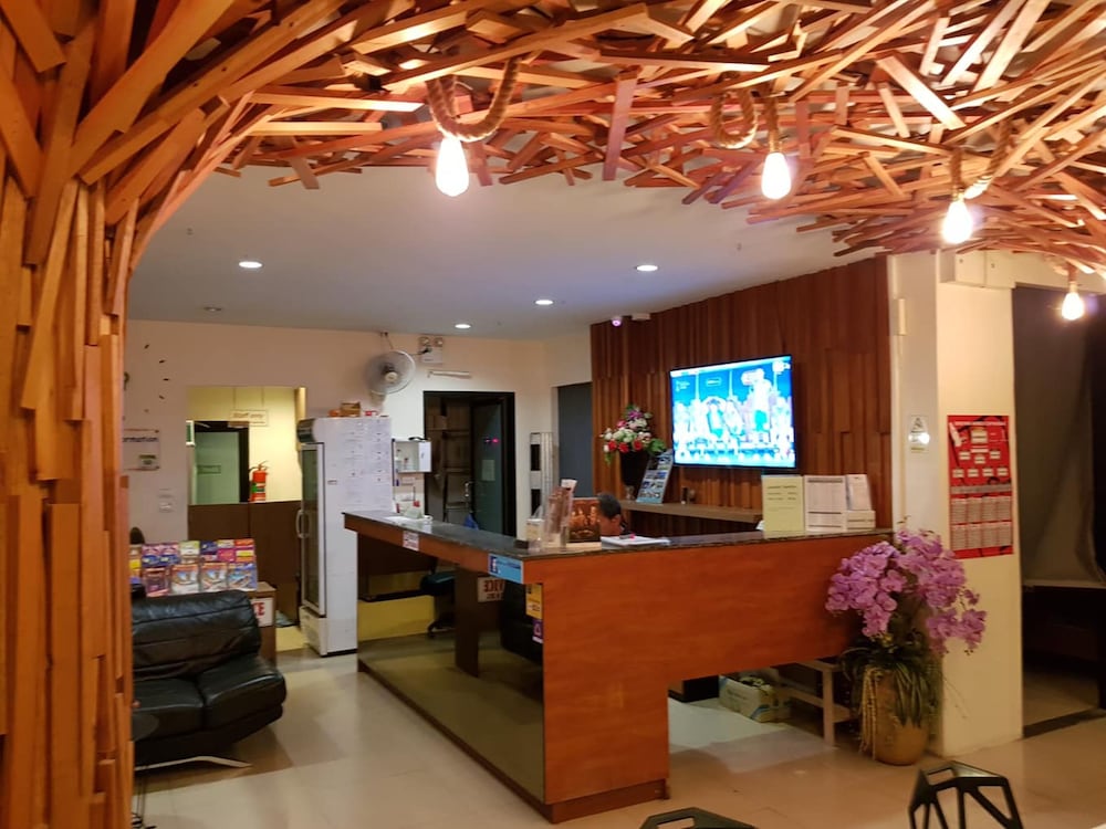 The Wave Hotel Patong 64/73