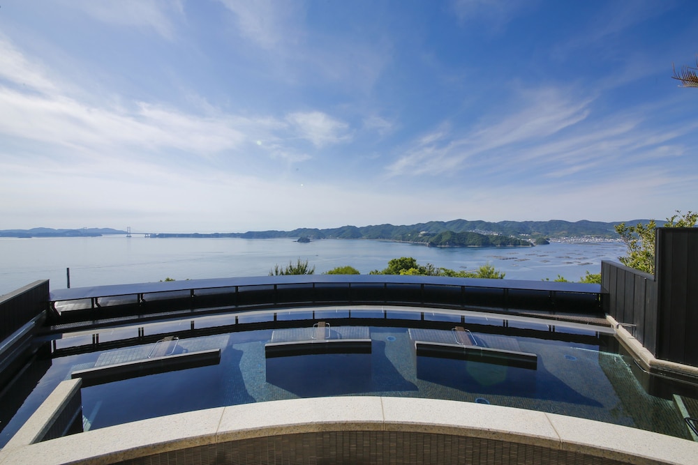 Hotel New Awaji Plaza Awajishima 44/50