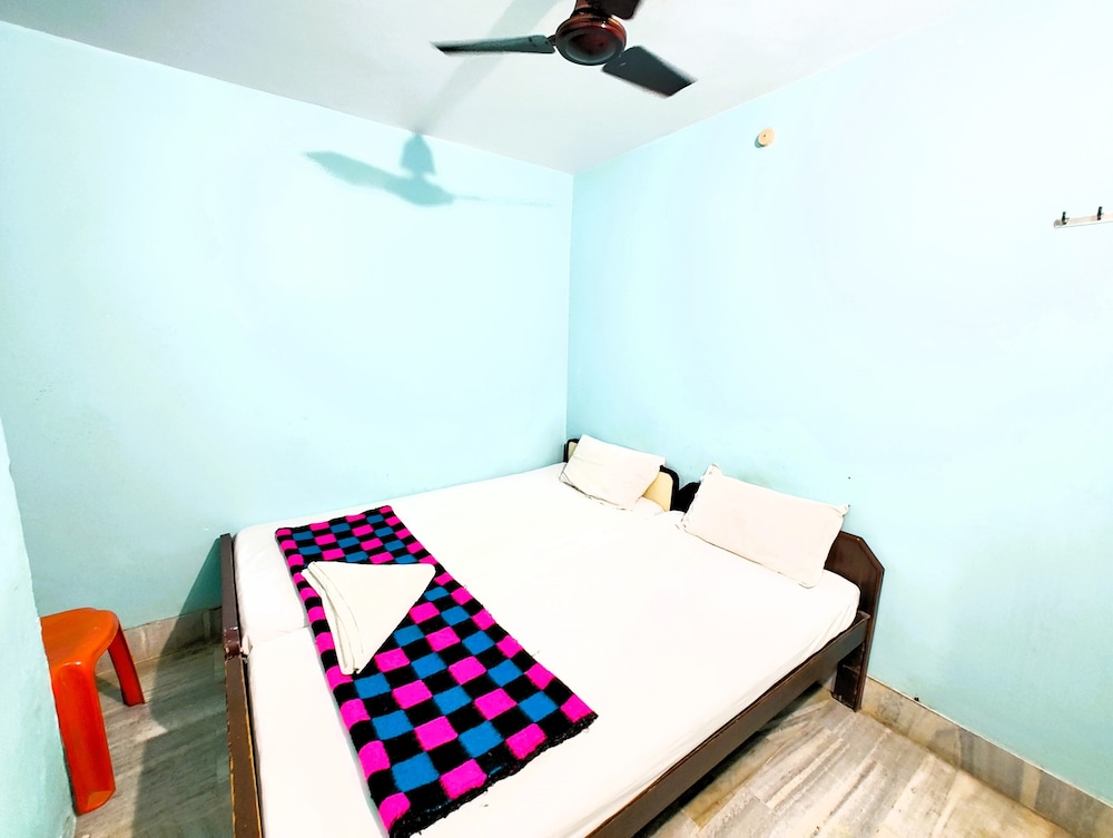 Teerth Guest House 34/64