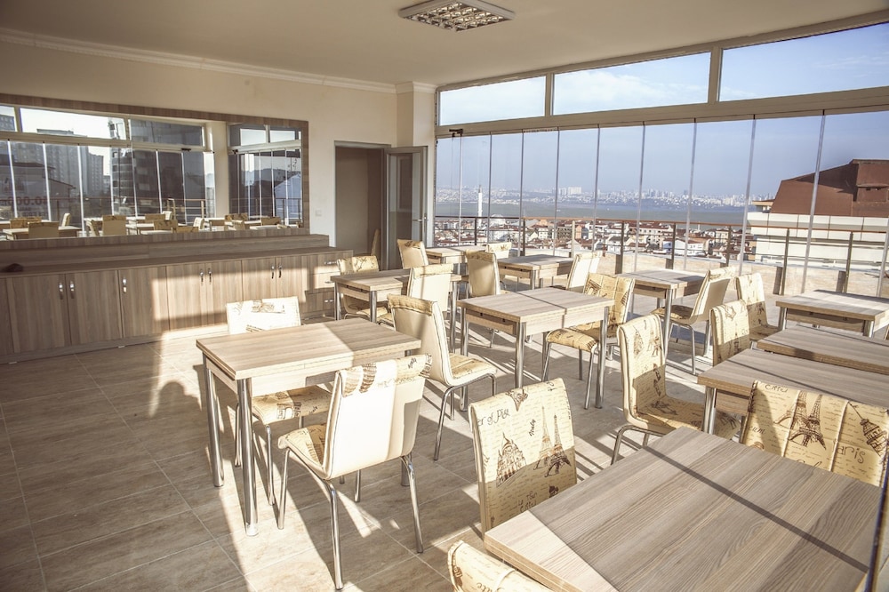 Grand Dedem Hotel 21/25