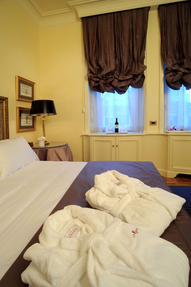 EXECUTIVE, DOUBLE BED