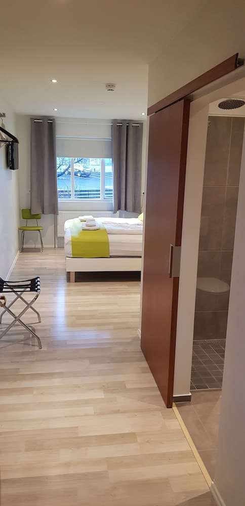 Apotek Guesthouse 12/30
