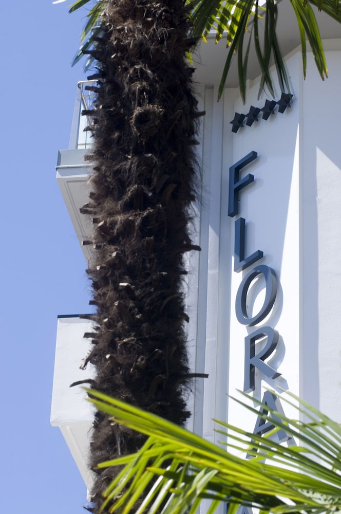 Parc Hotel Flora 3/80