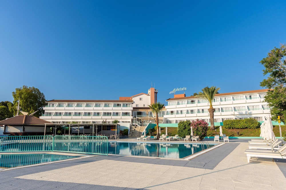 Adelais Bay Hotel in PARALIMNI
