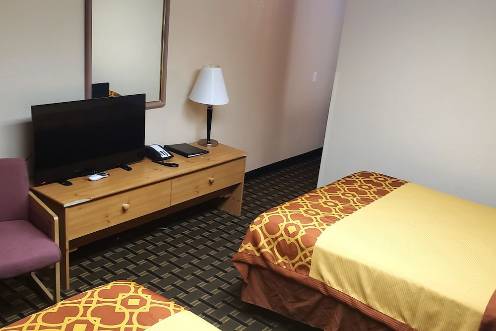 Budget Host Inn 11/60