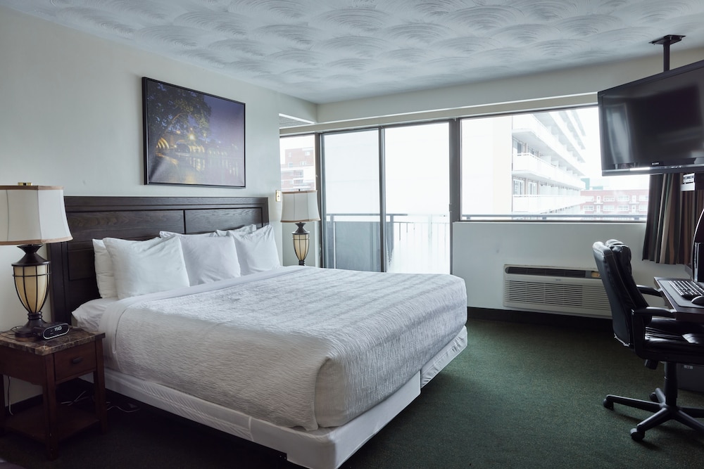 THE BUSINESS INN 25/60