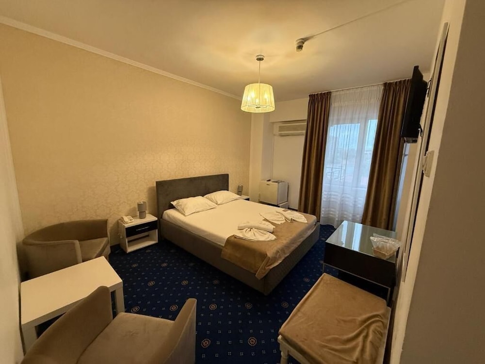 Dalin Hotel 7/21