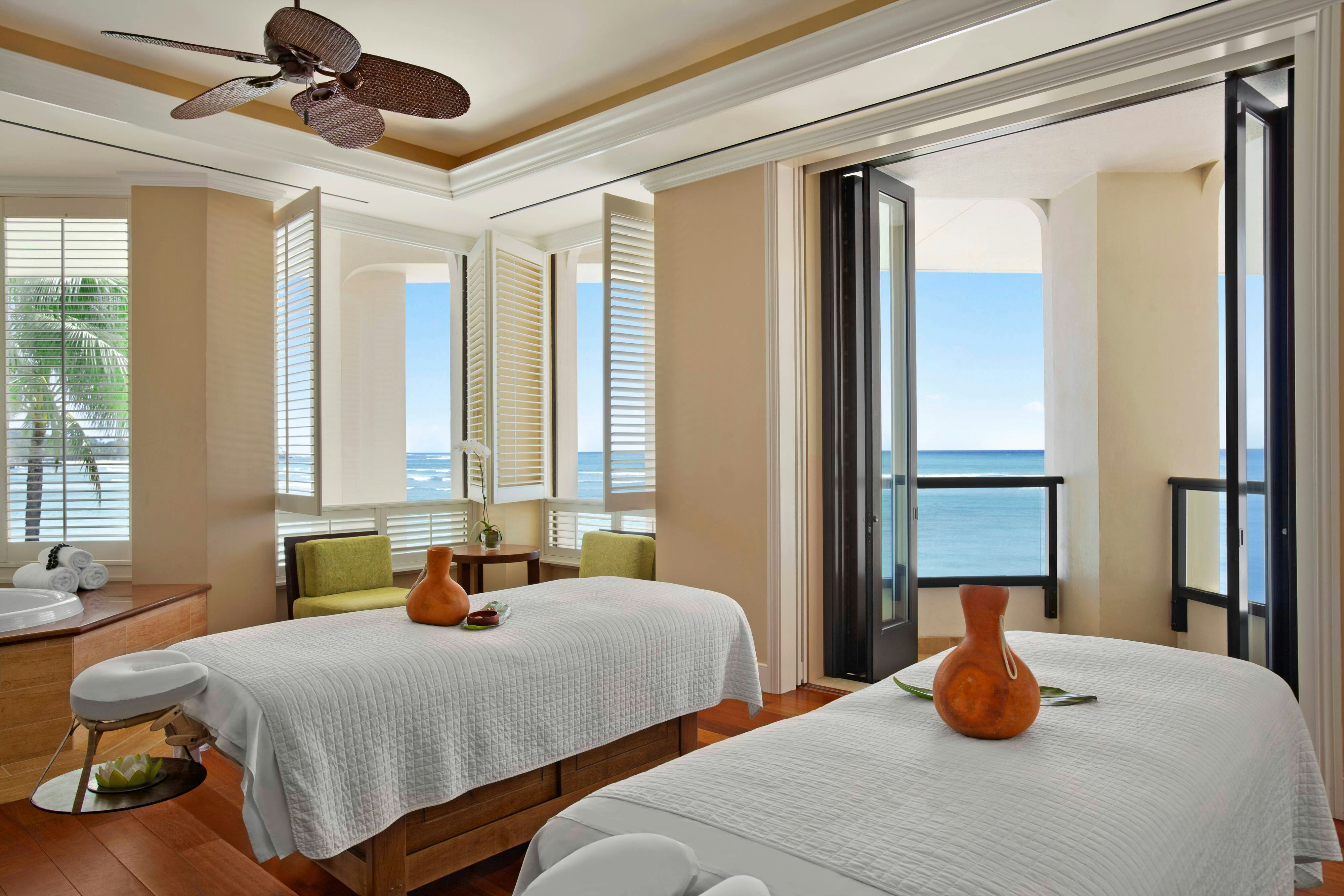 Moana Surfrider A Westin Resort and Spa Waikiki Beach 13/50