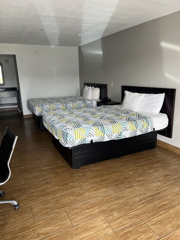 Motel6 Denham Springs, LA 28/50