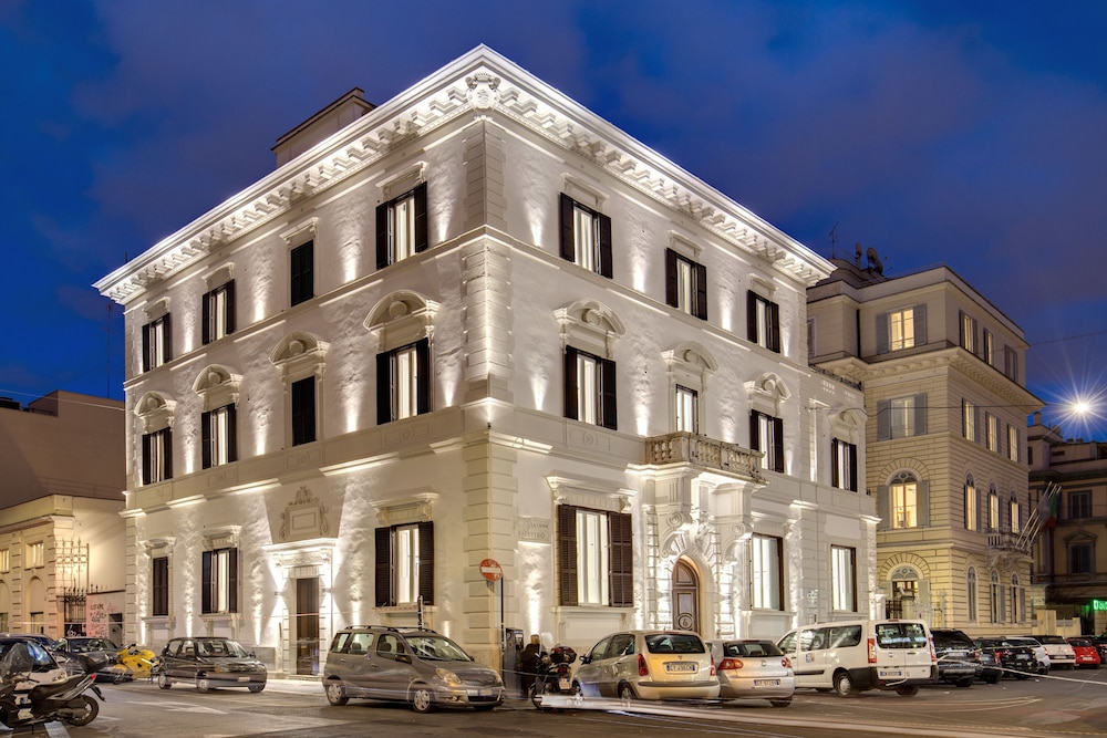 THE LIBERTY BOUTIQUE HOTEL 4/62