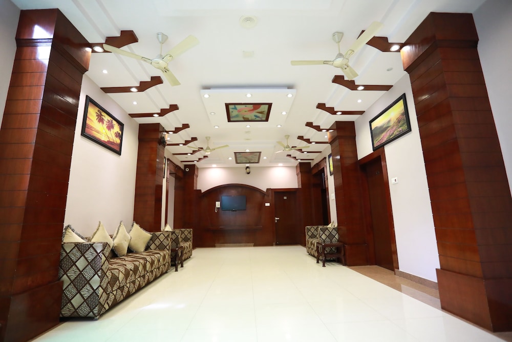 HOTEL KRISHNA JI 59/67
