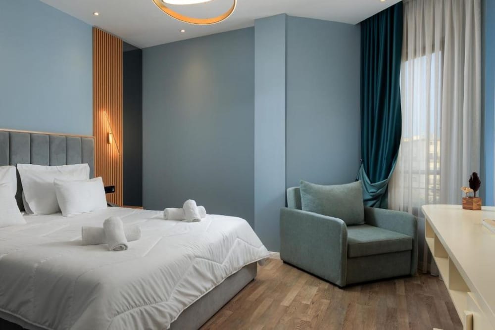 Brilant Hotel 9/50