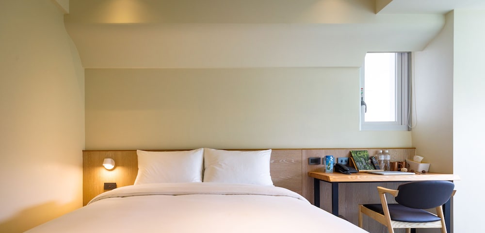 28 Shu Xiang Hotel 19/64