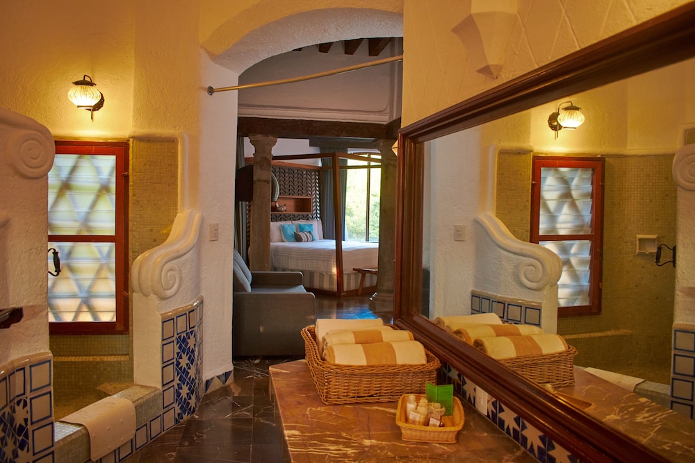 Hotel Boutique Casa Lisa (ex. by Villa Vera) 57/84