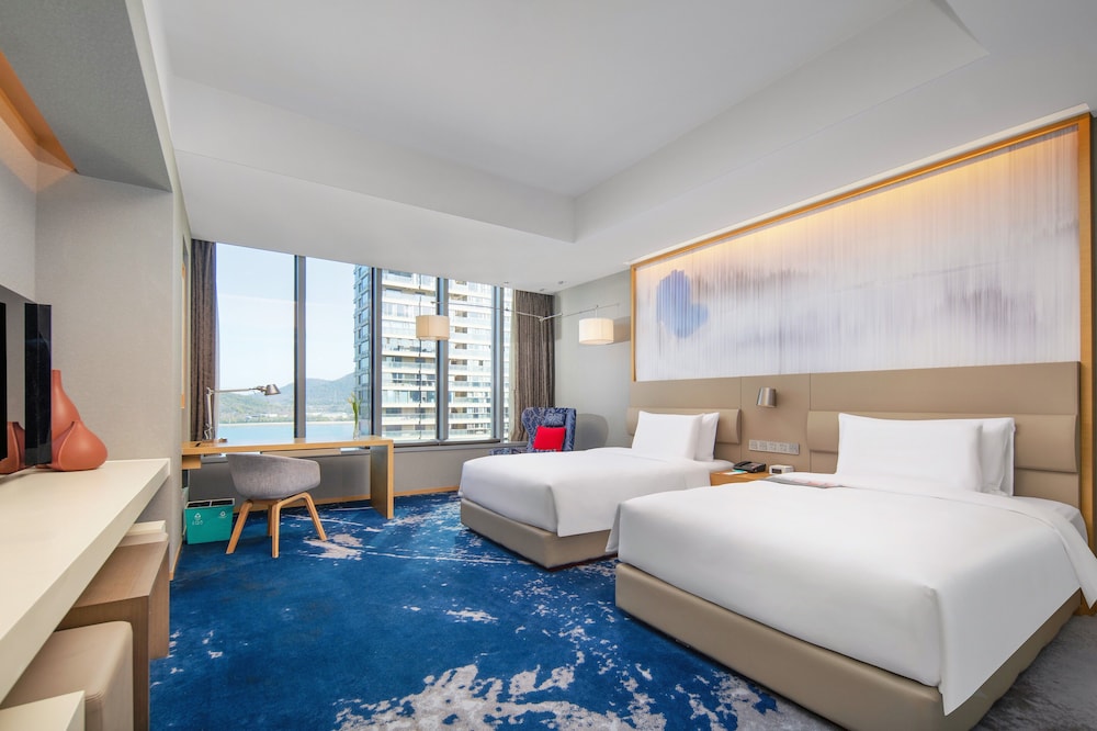 room, 2 double beds, river view