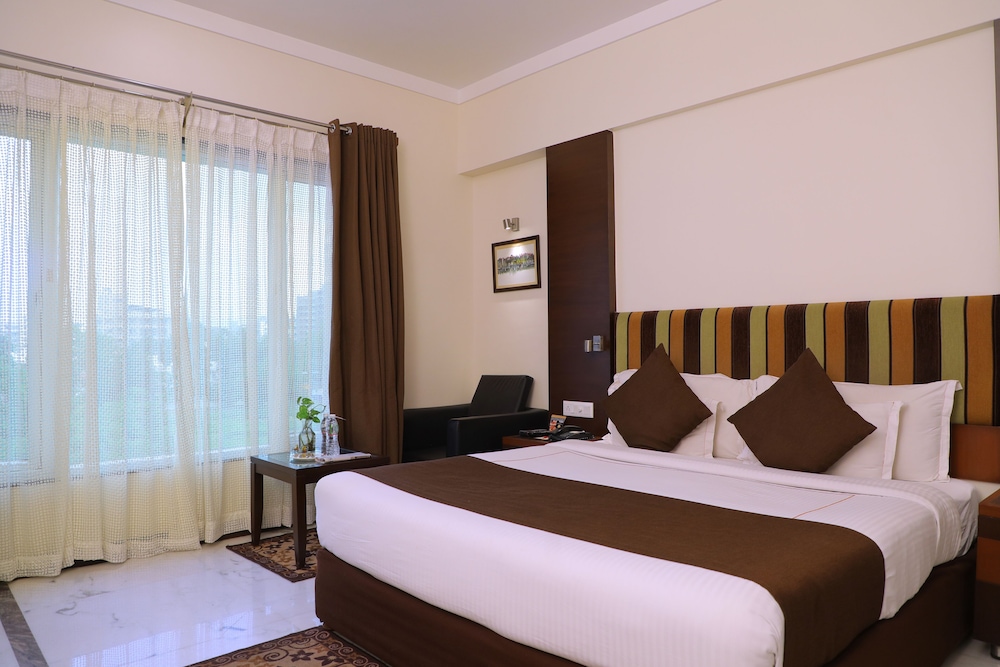 Amantra Comfort Hotel 18/50
