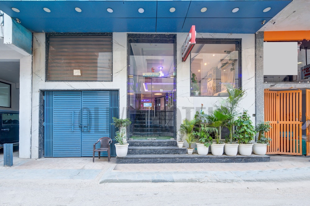 Olivia Hotels 10/61