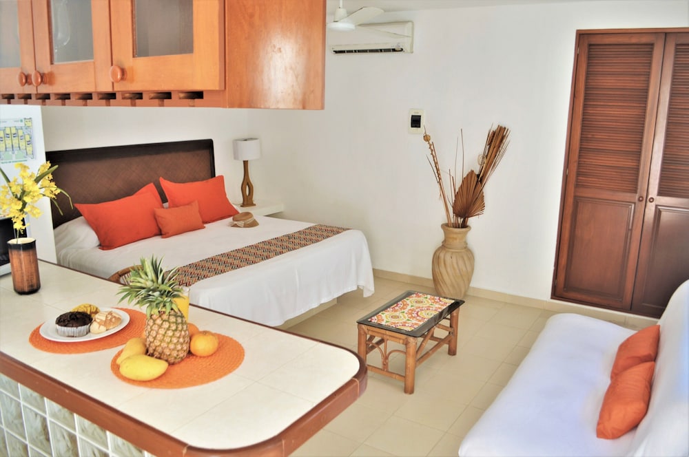 HOTEL ARRECIFES SUITES 12/67