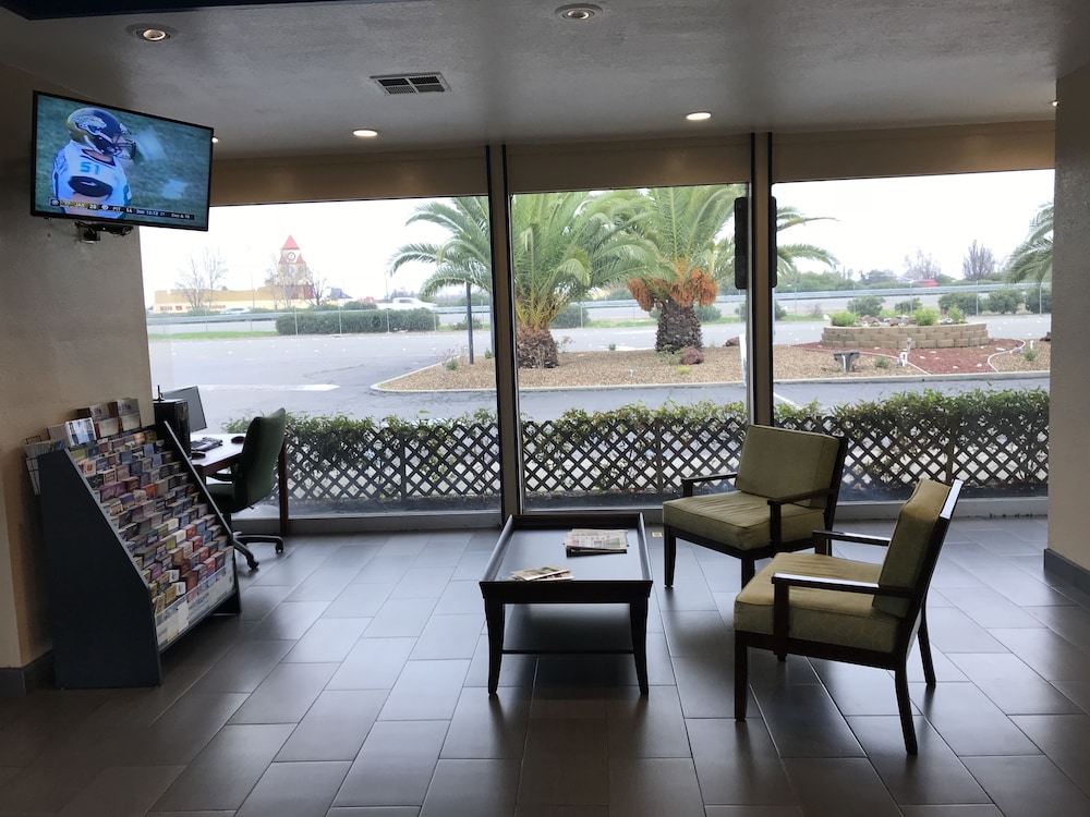 Americas Best Value Inn Vacaville Napa Valley 22/40