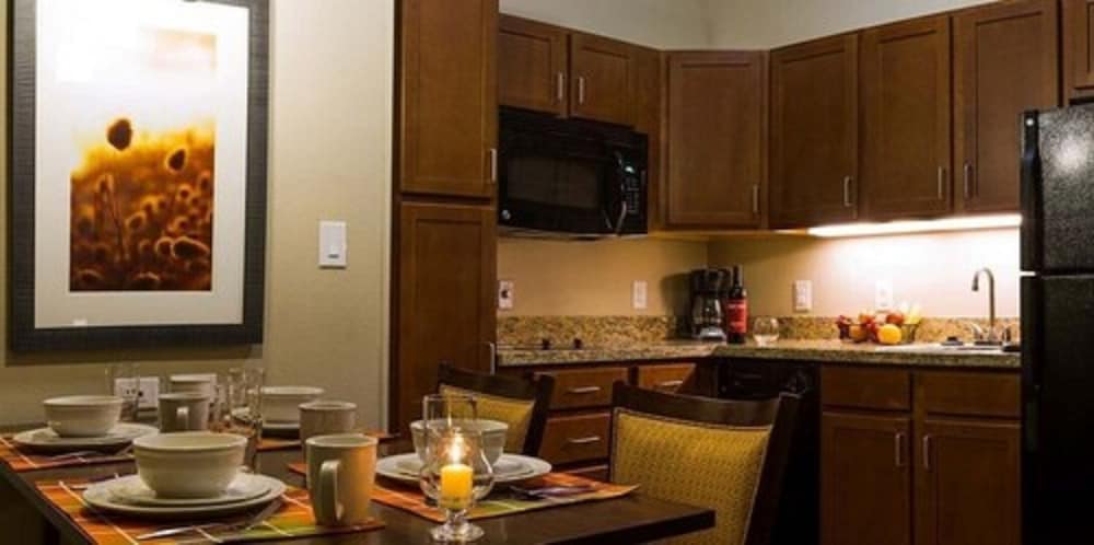 Teddys Residential Suites New Town 29/34