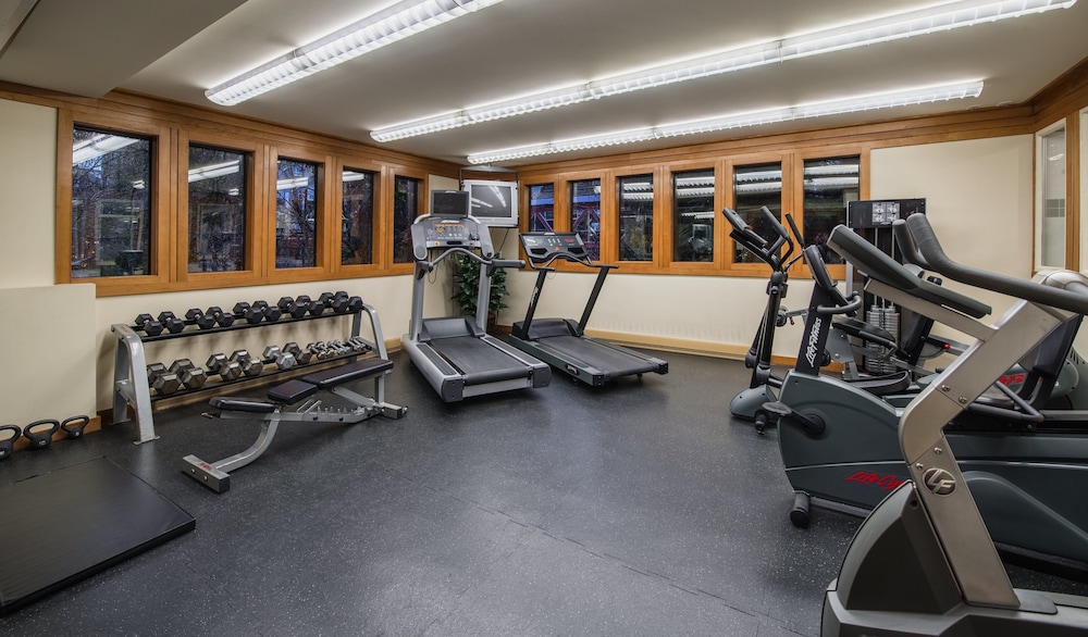 Whistler Village Inn Suites 30/73