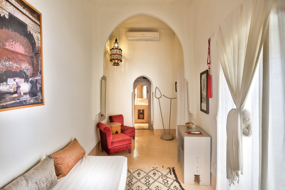Riad Al Jazira 45/68