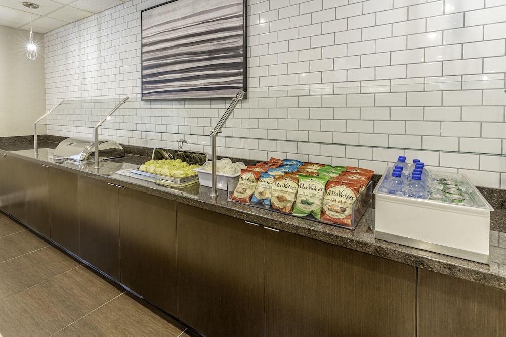 Residence Inn Sacramento Rancho Cordova 34/39