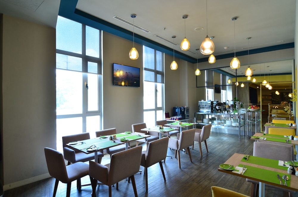 Ibis Styles Kuala Lumpur Sri Damansara 37/69