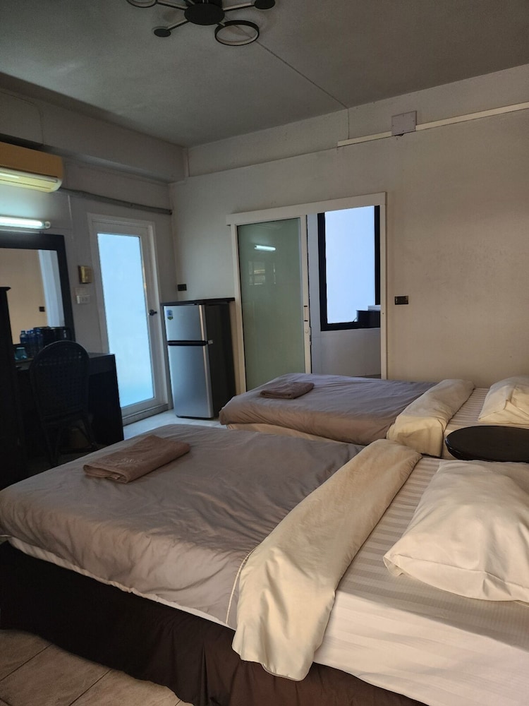 B & B Patong Beach House 18/34