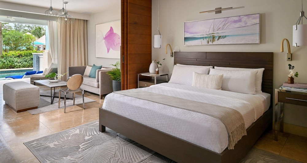 1 Bedroom, Royal, Swim Up, Lagoon, Suite, King Bed, Garden Side, Sea View