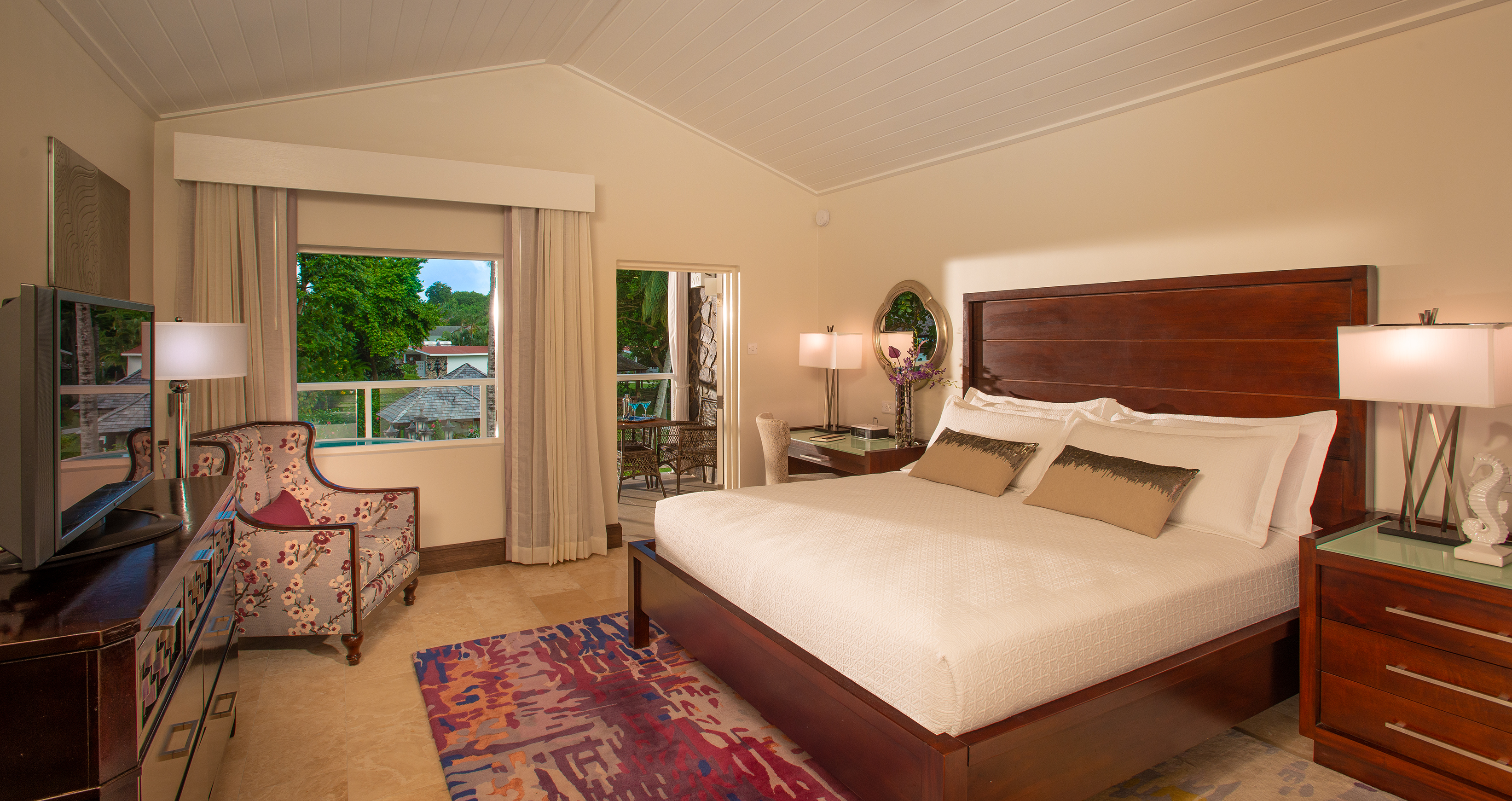 Tranquility, Grand, Luxury, Balcony, Bathtub, Club Floor