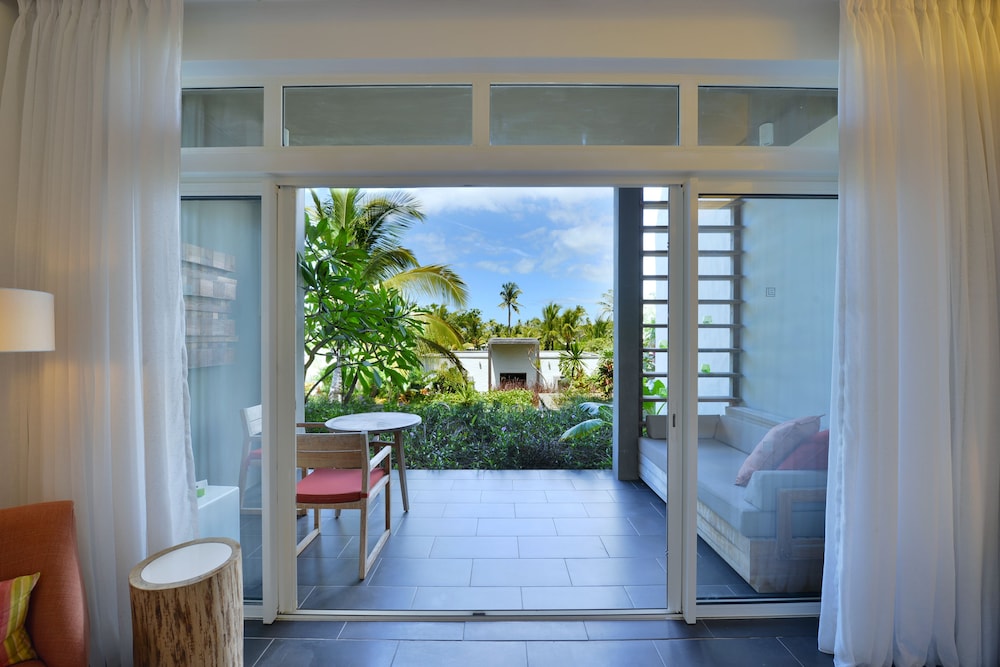 Long Beach Mauritius 14/33