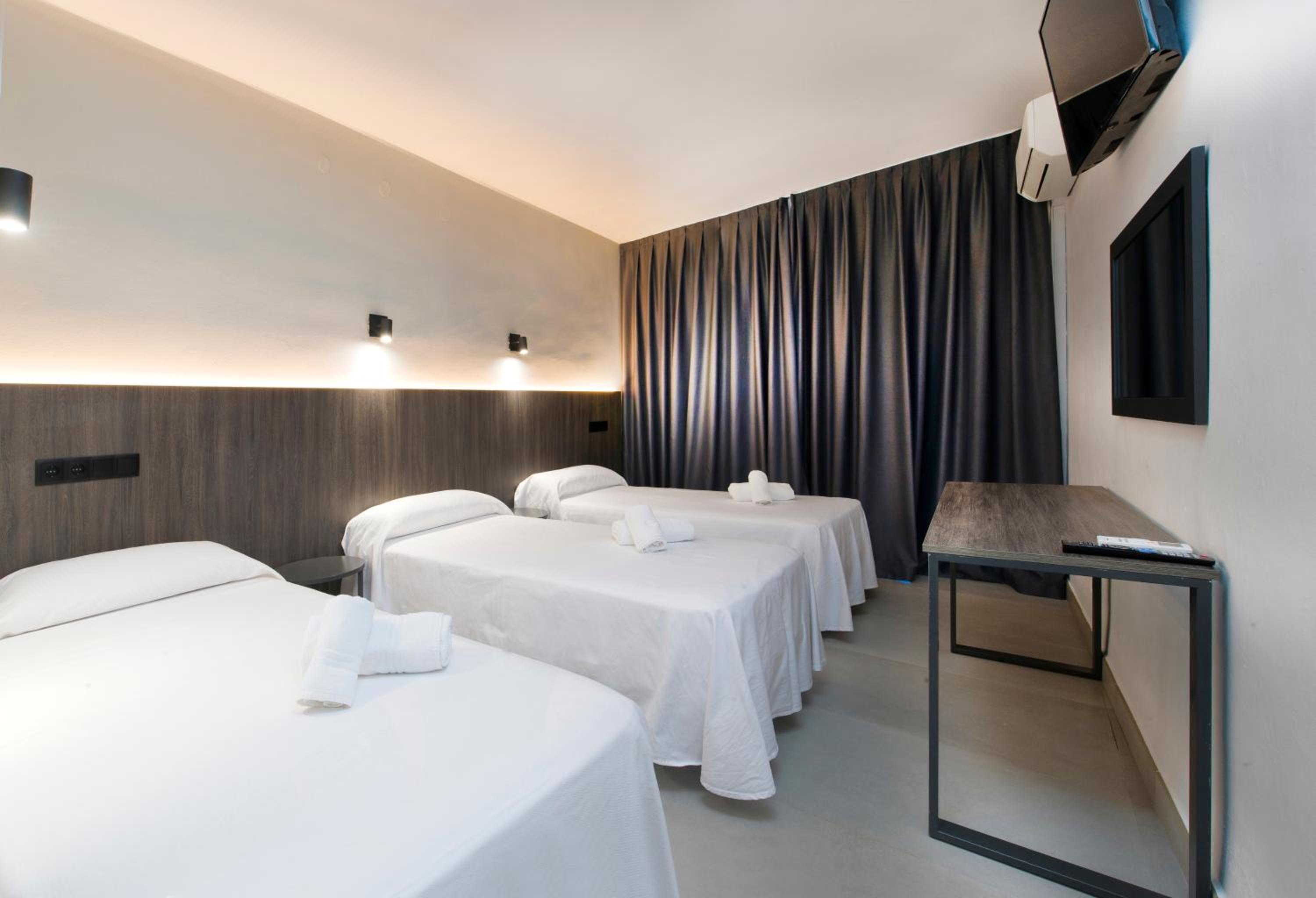 Hotel Base Ibiza 33/45