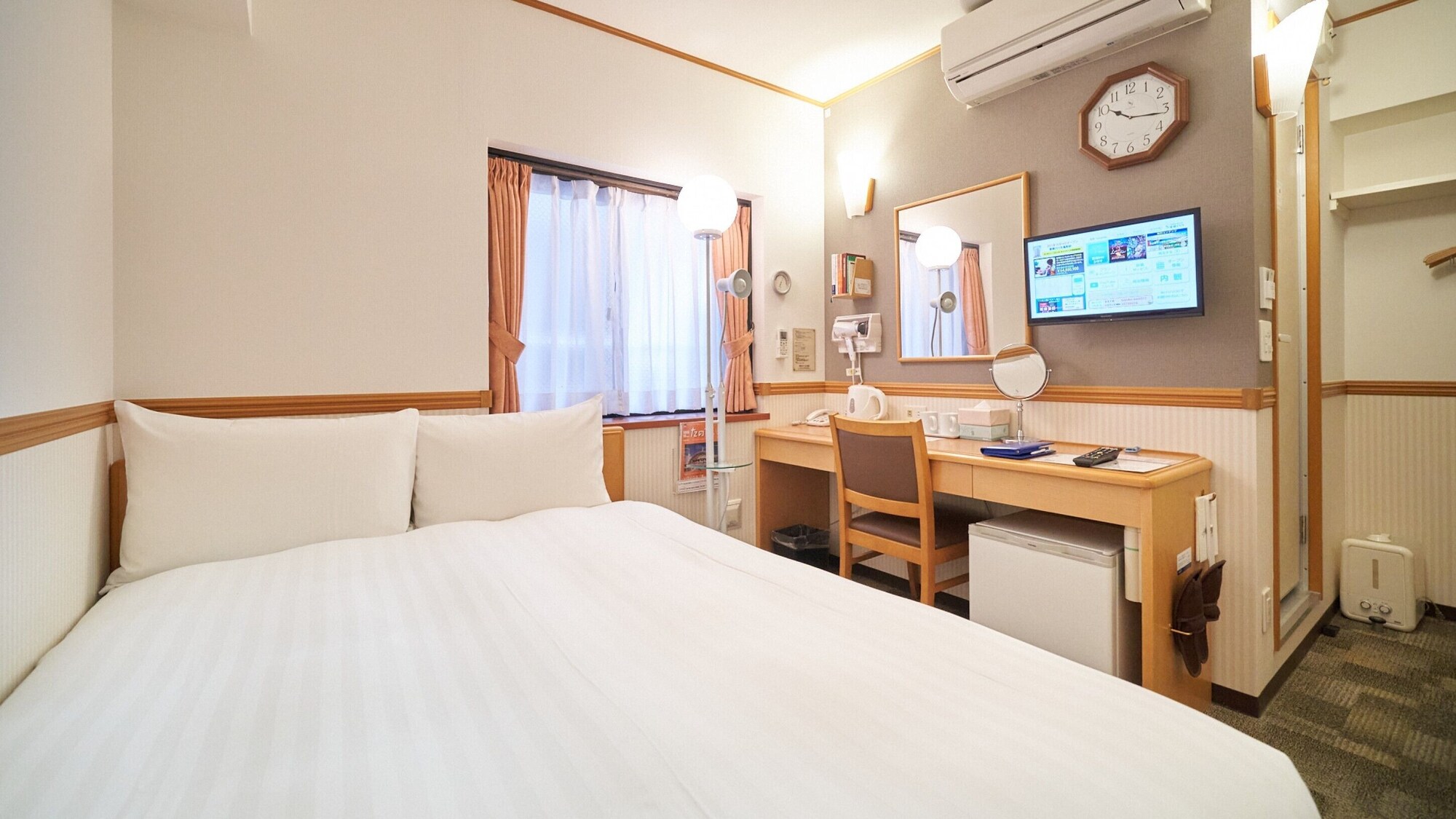 ECONOMY, DOUBLE BED